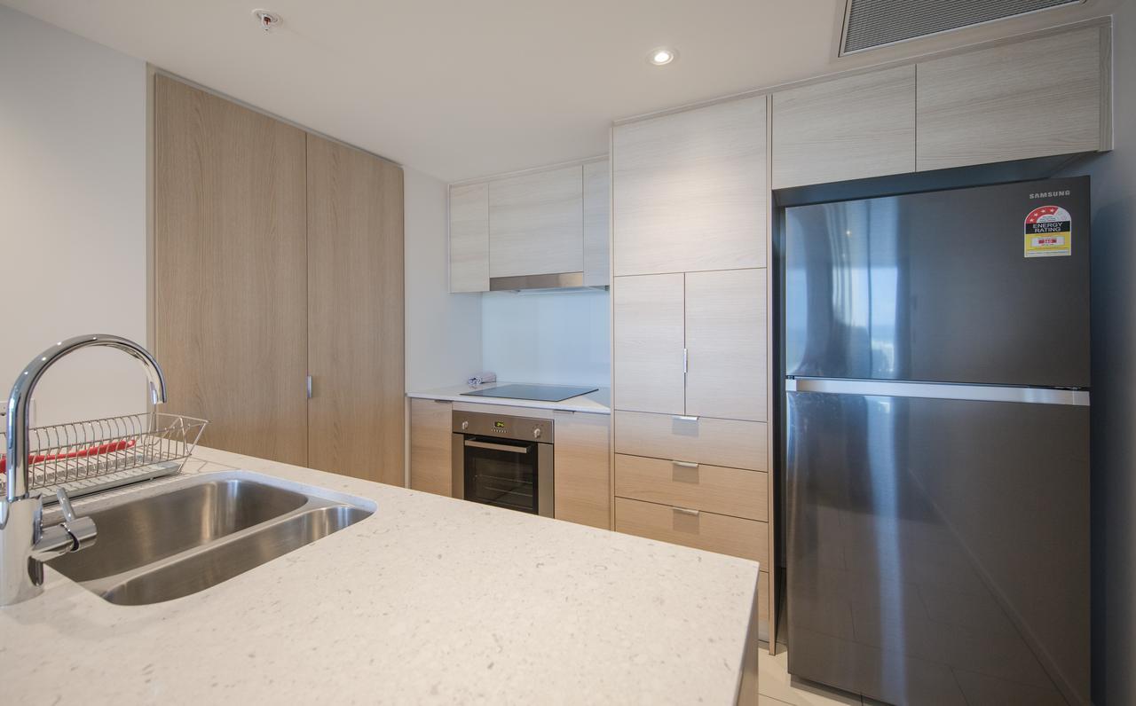 Dayday Premier Apartments At 2663 Gold Coast Hwy, Broadbeach Eksteriør billede