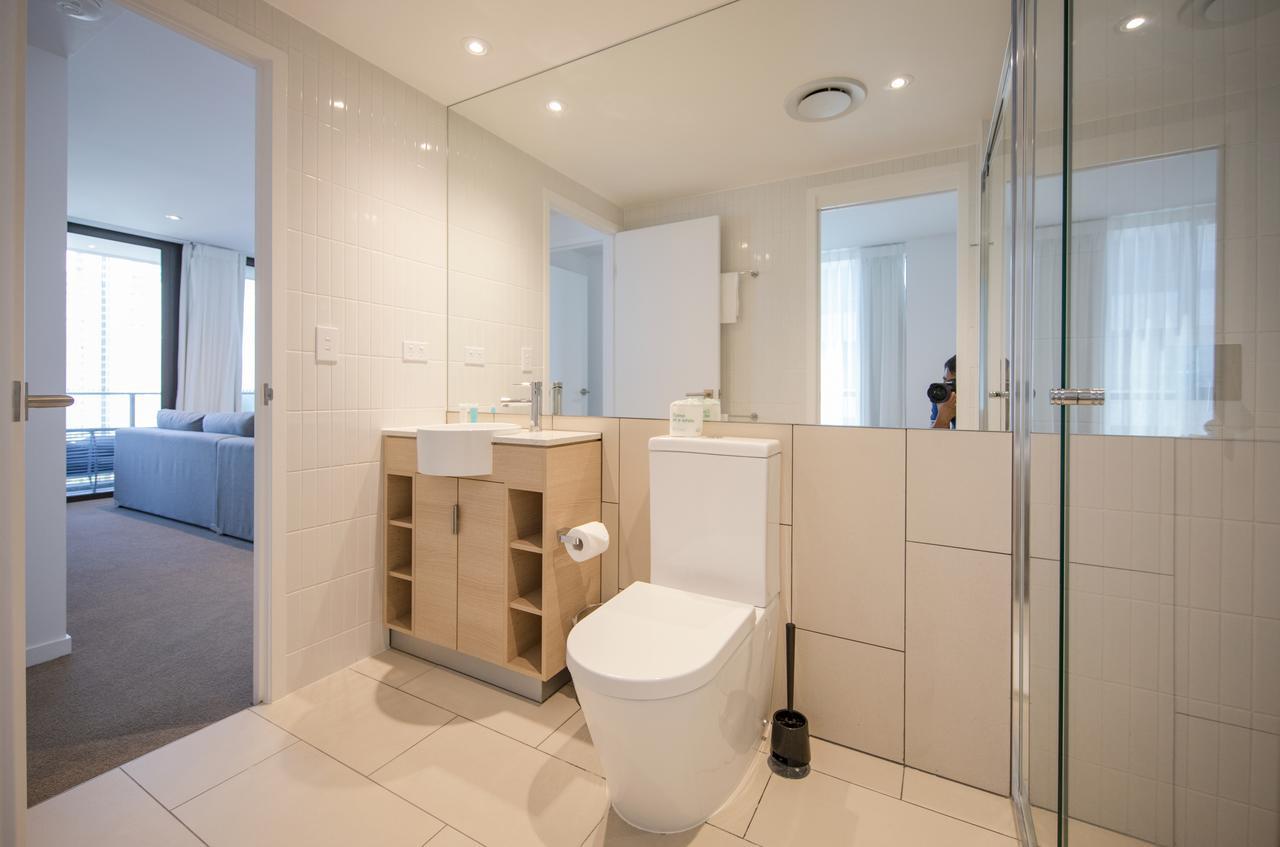 Dayday Premier Apartments At 2663 Gold Coast Hwy, Broadbeach Eksteriør billede