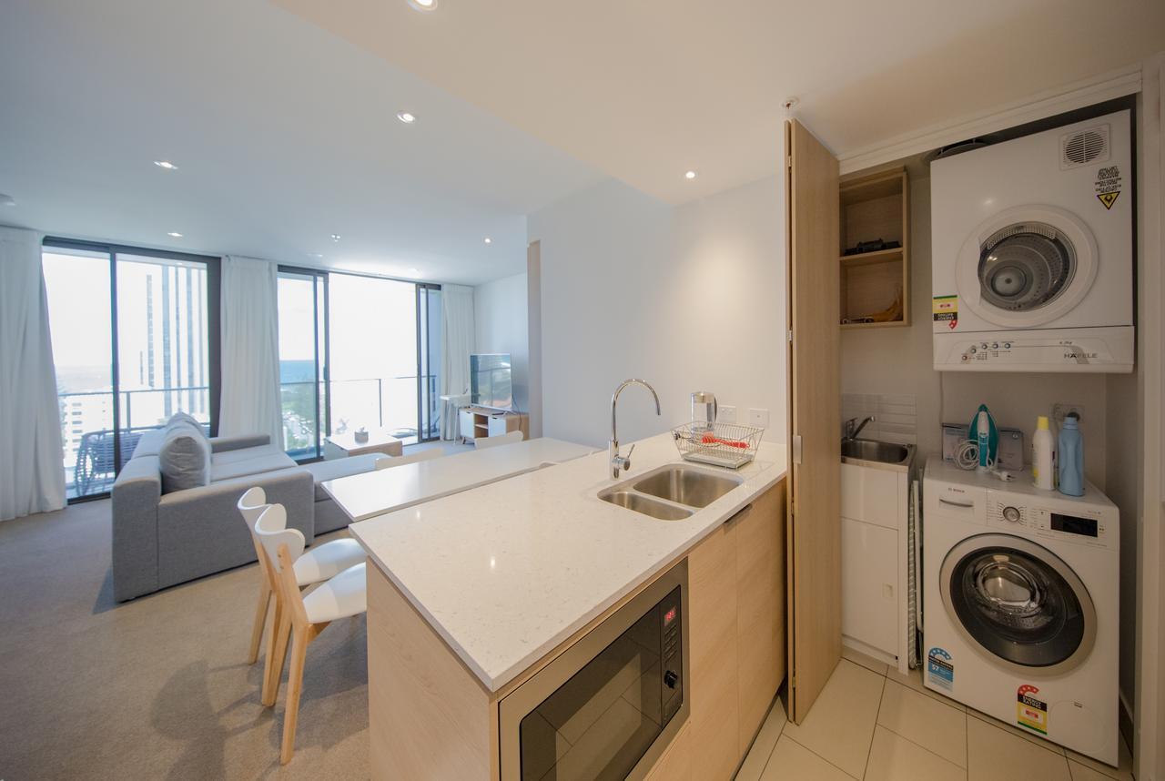 Dayday Premier Apartments At 2663 Gold Coast Hwy, Broadbeach Eksteriør billede